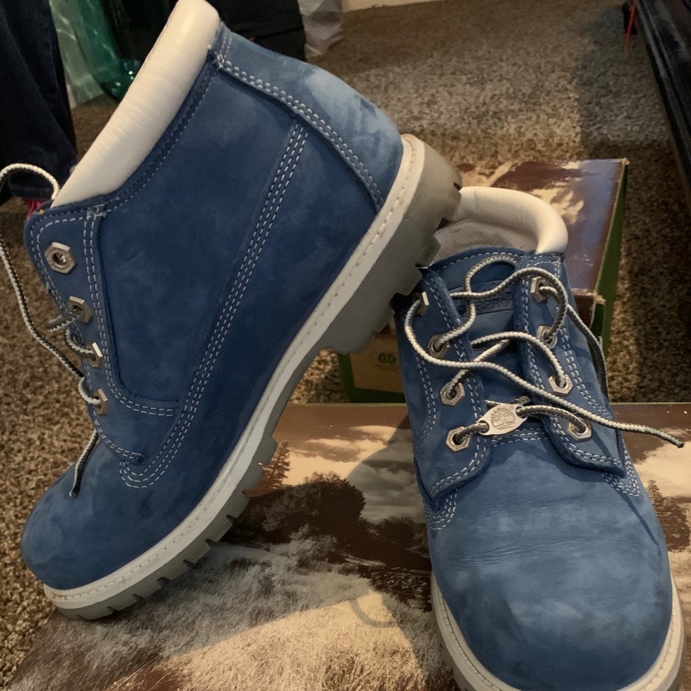 Waterproof blue timberland boots